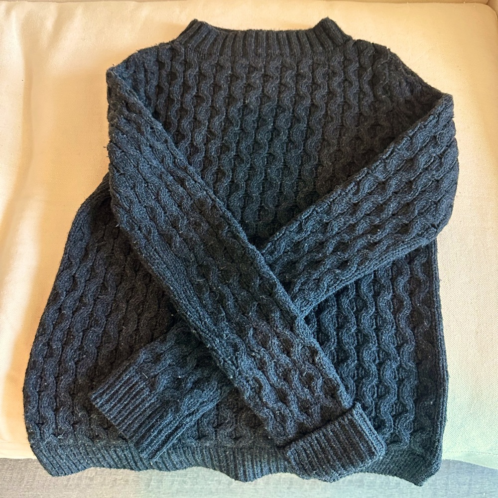Theory wool cable knit sweater sz S